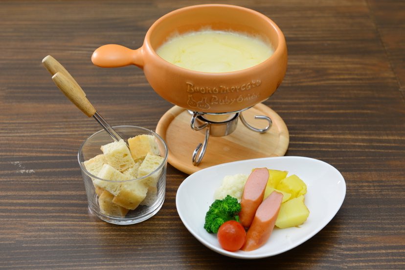 The mixed cheese fondue, a popular dish at Chizuya.